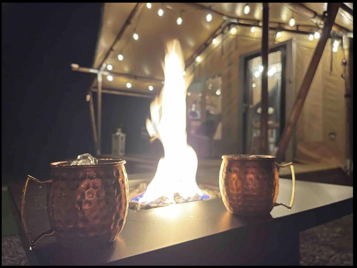 מלון סביירוויל Firefly Season Glamping מראה חיצוני תמונה